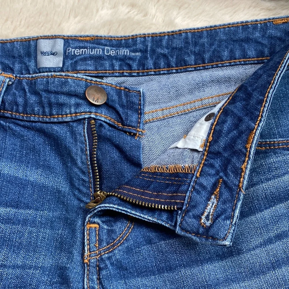 Mossimo Premium Denim Mid Rise Cuffed Blue Jean Shorts Size 4
